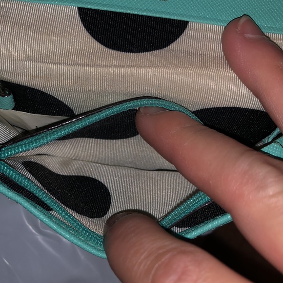 🌹Kate Spade snap fold-over flap ID and zip pocket - Picture 10 of 12